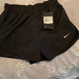 Nike women’s shorts